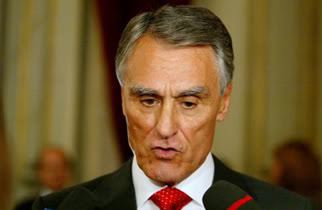 Cavaco pede 